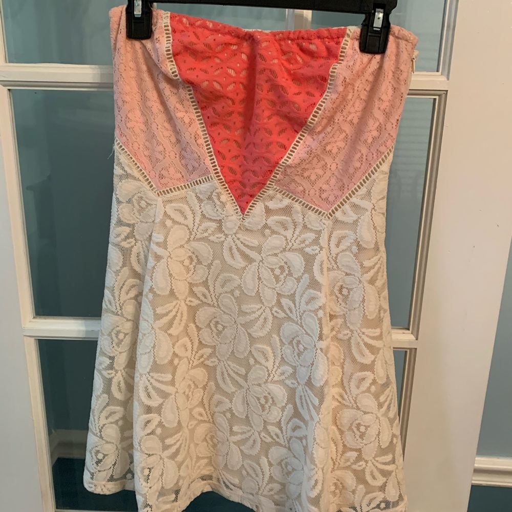 Strapless dress